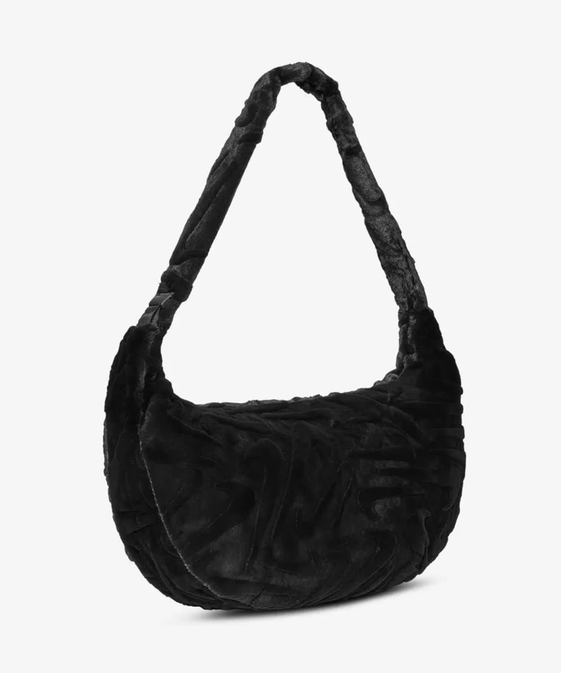 (새제품) 스포츠웨어 인조 퍼 슬라우치백 - 블랙 HQ7515-010 상품이미지1