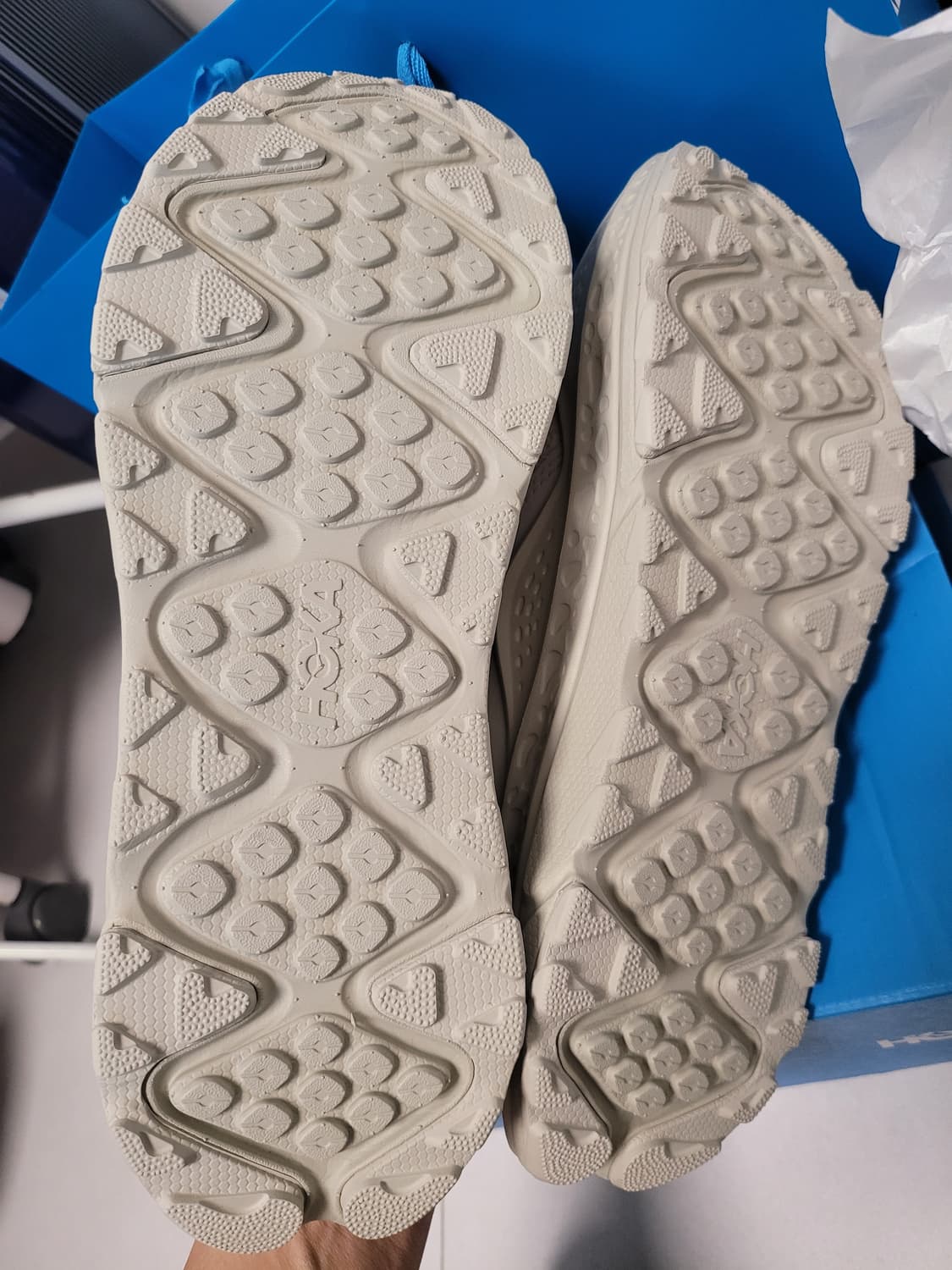 국내 미발매/새상품 ] HOKA  '호카 오라 프리모 EXT' (Sesa 상품이미지4