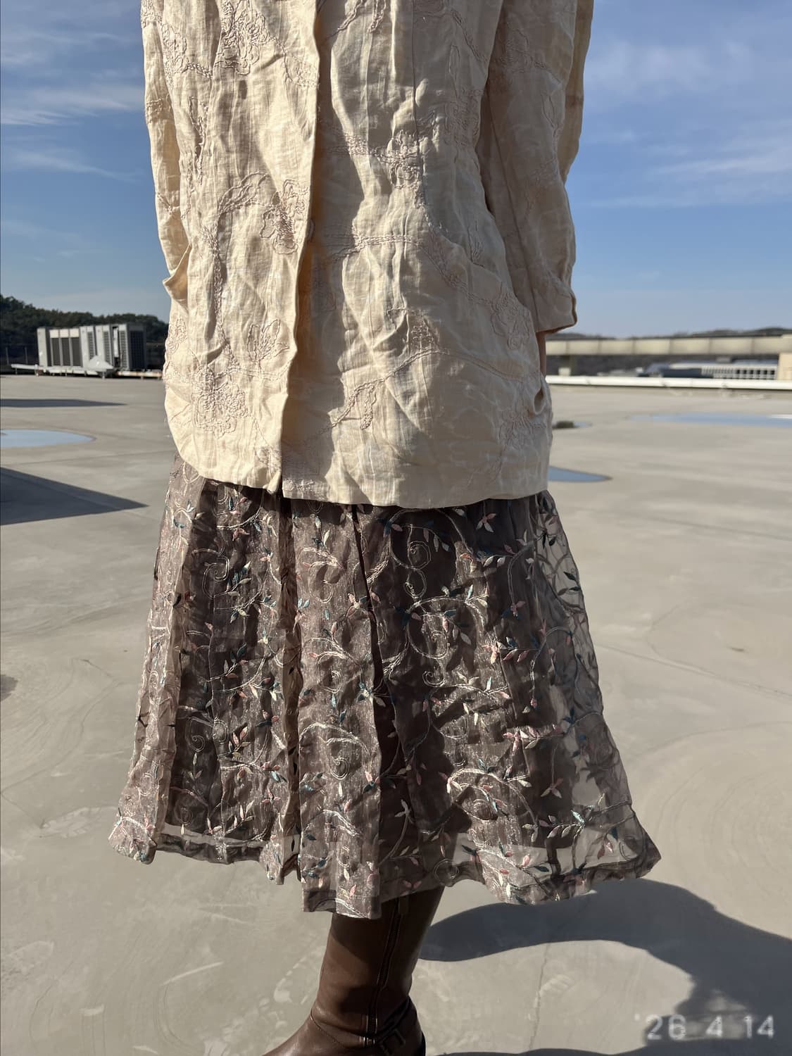 Sheer Floral Mesh Skirt 쉬어 플로럴 메쉬 스커트 상품이미지1