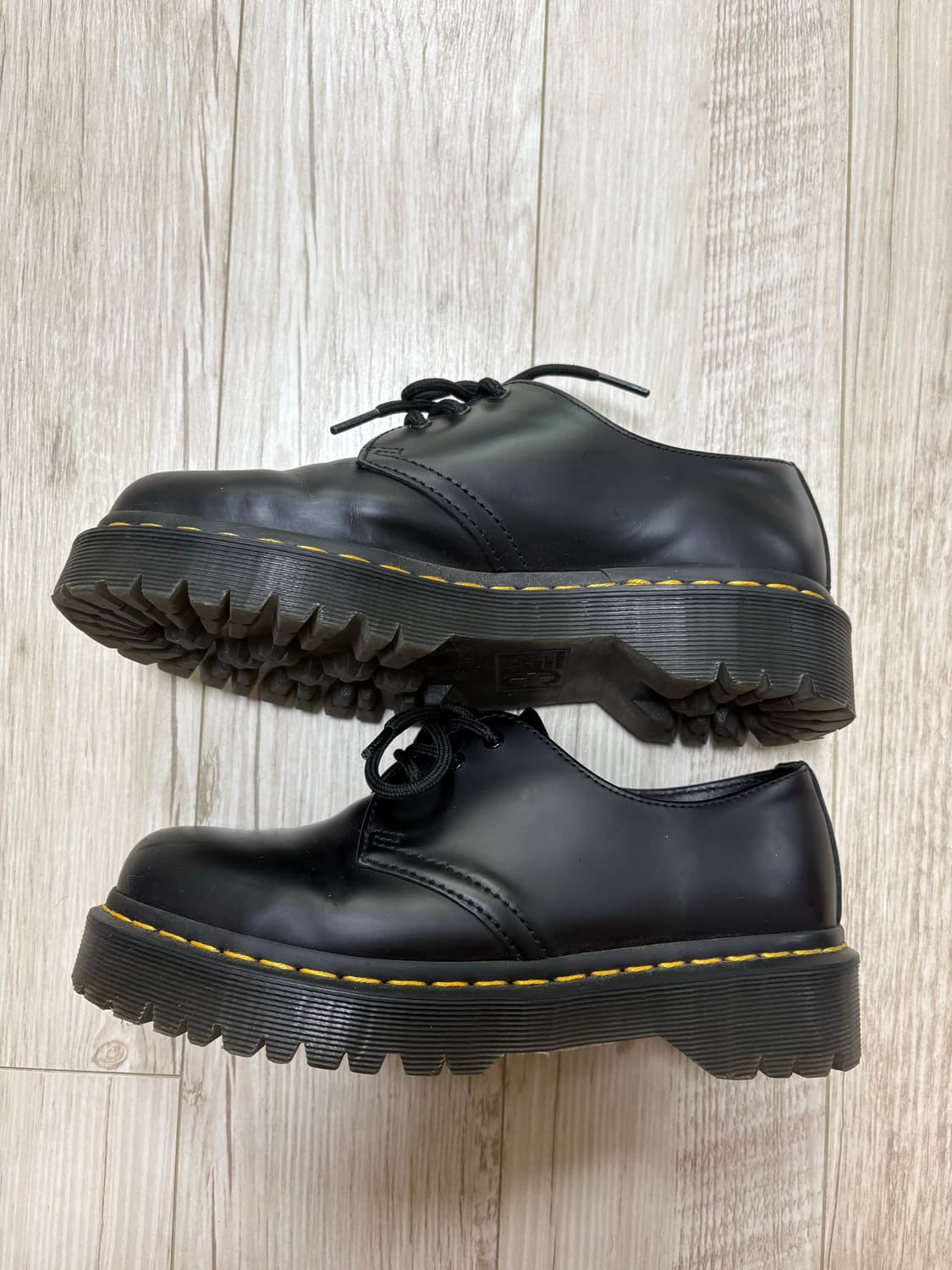 닥터마틴 1461 3홀 벡스 240 상품이미지2