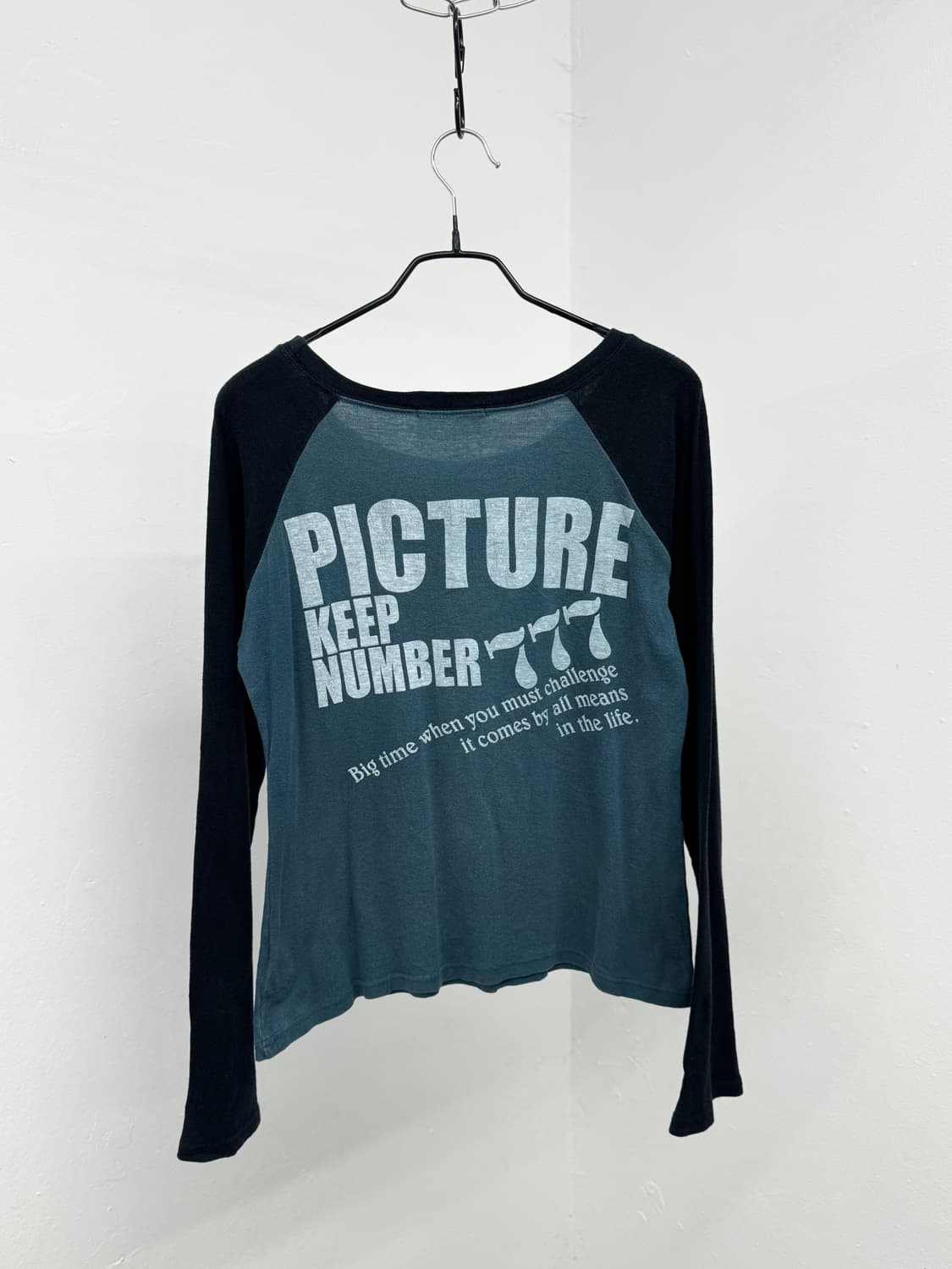 y2k 나그랑 프린팅 큐빅 슬리브 상품이미지7