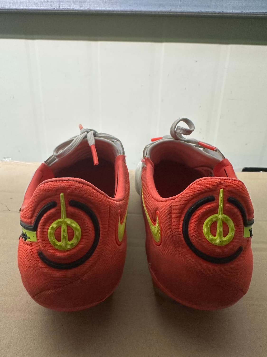 나이키 티엠포 축구화 245mm 판매 상품이미지4