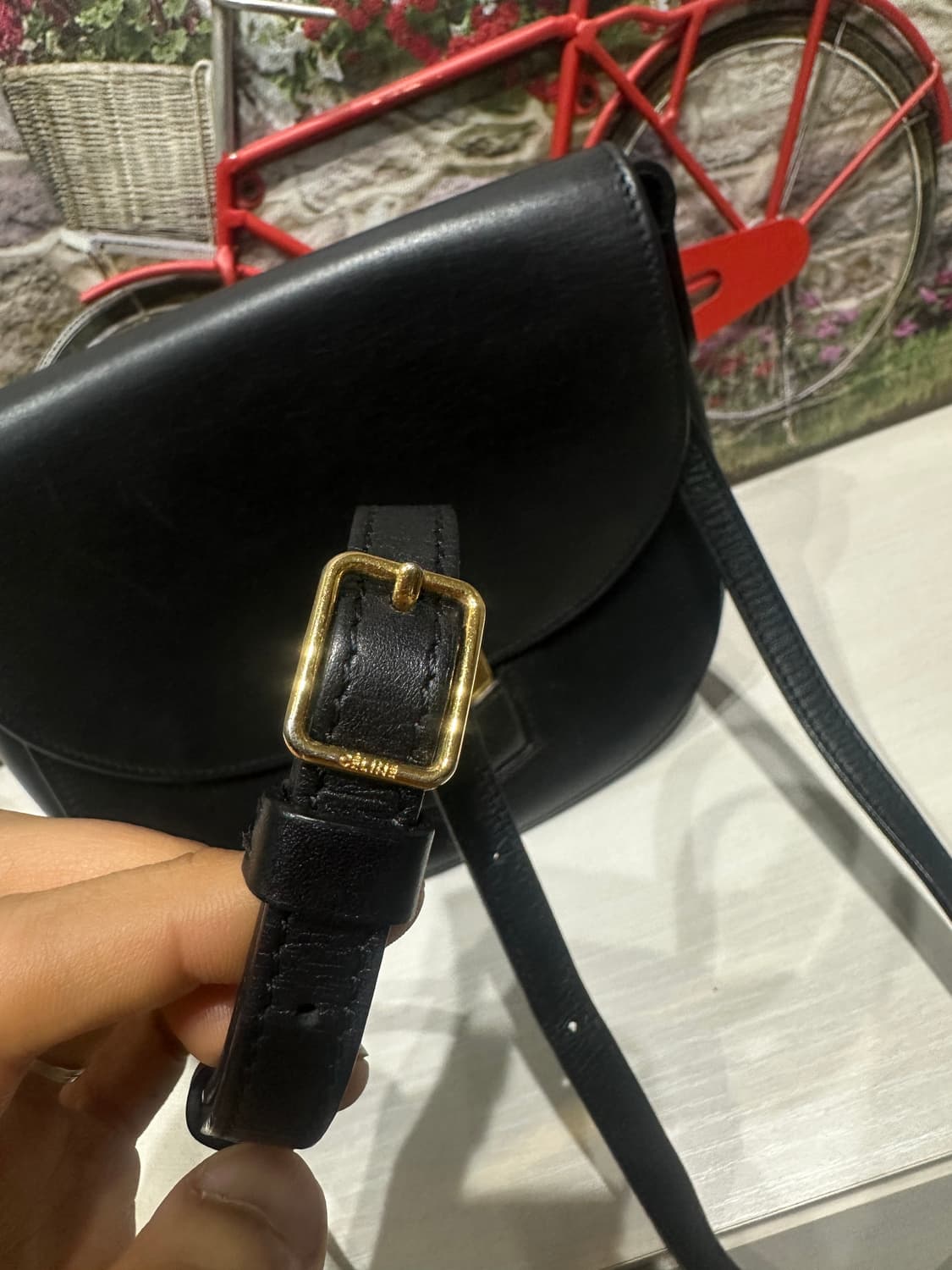 셀린느 트로터백 스몰 송아지 가죽 버전 판매합니다 상품이미지5