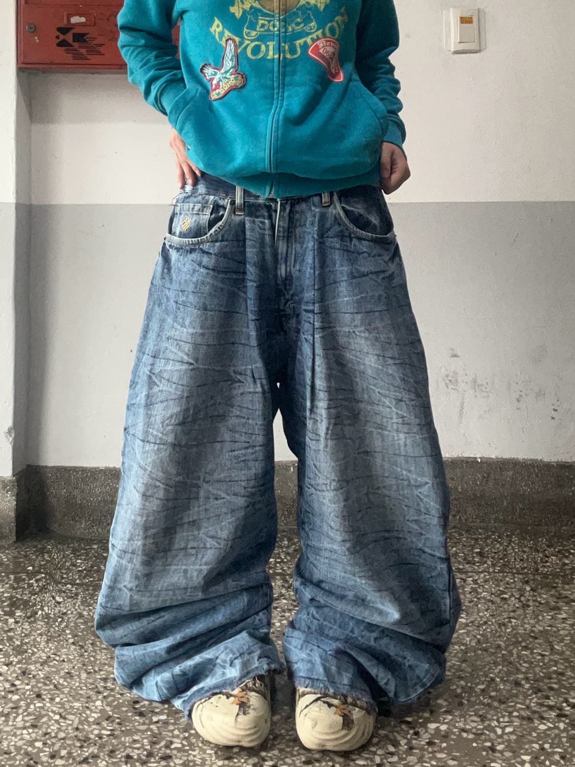 90s ROCA WEAR 에이징 워싱 데님 와이드팬츠 상품이미지1