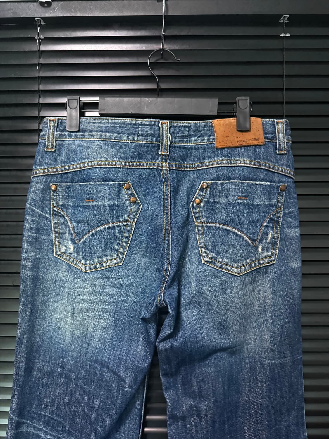 X.FEEL 로우라이즈 데님 워싱 29 일본 빈티지 플레어진 락 펑크 찡 상품이미지1