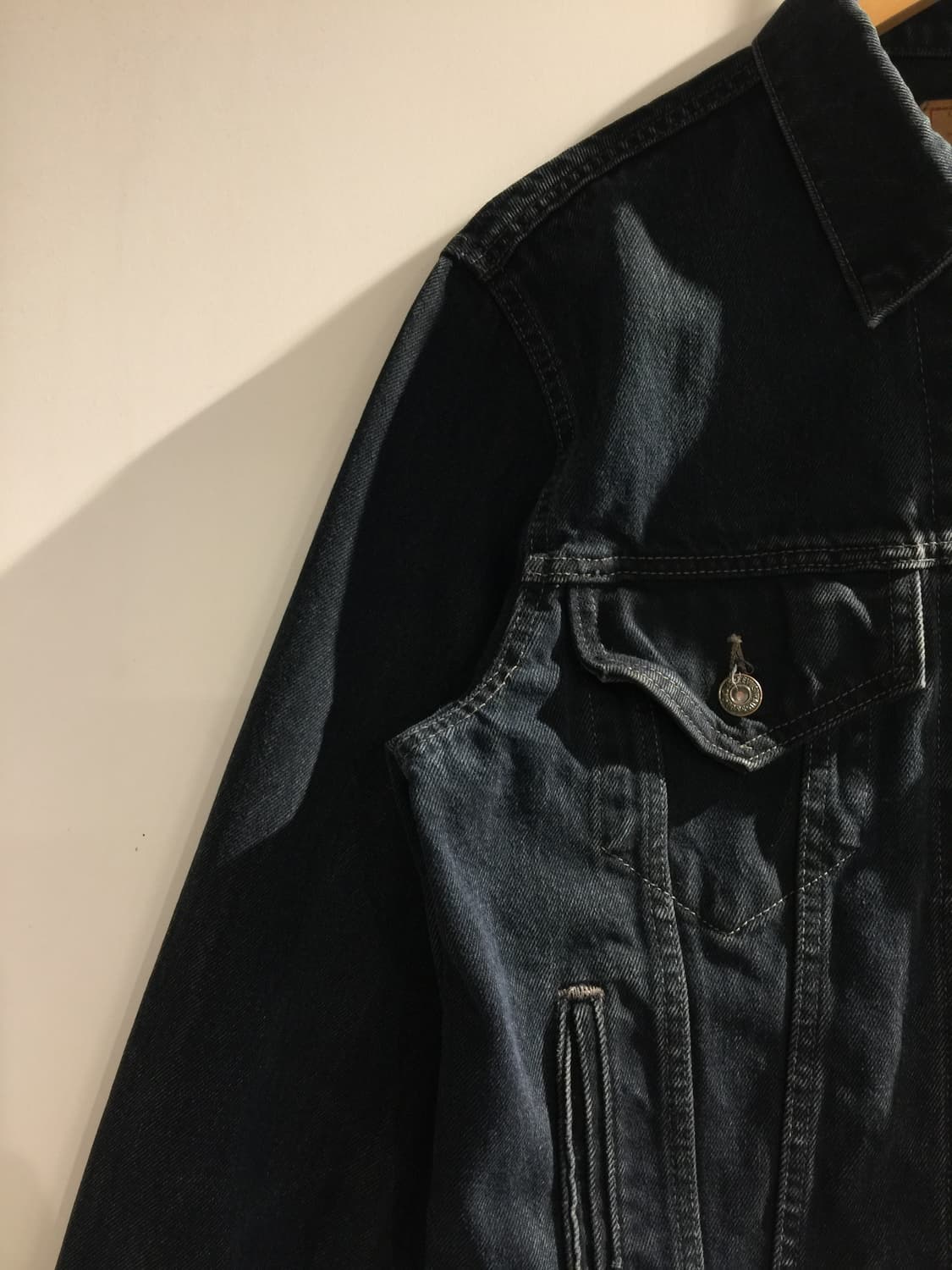 Levi’s 데님 트러커 청자켓 상품이미지3