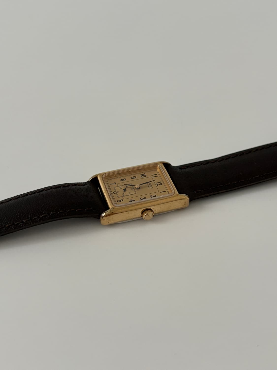 80s small seconds gold tank ladies quart 상품이미지5