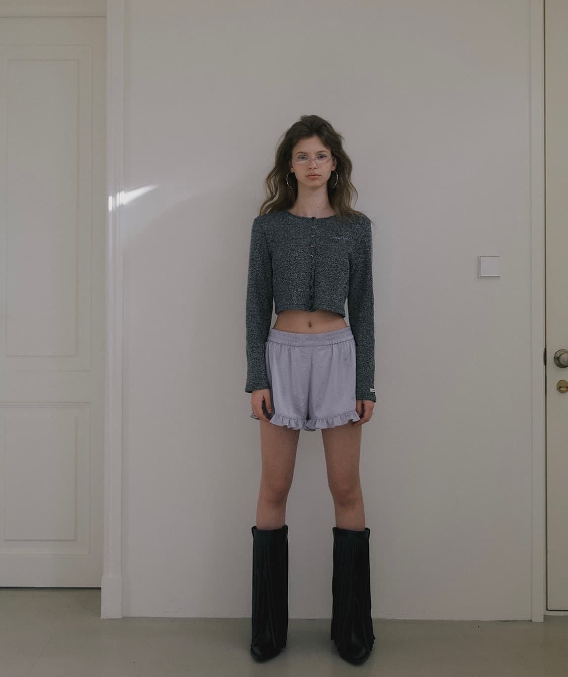 오버듀플레어 프릴 새틴 팬츠 그레이 상품이미지9