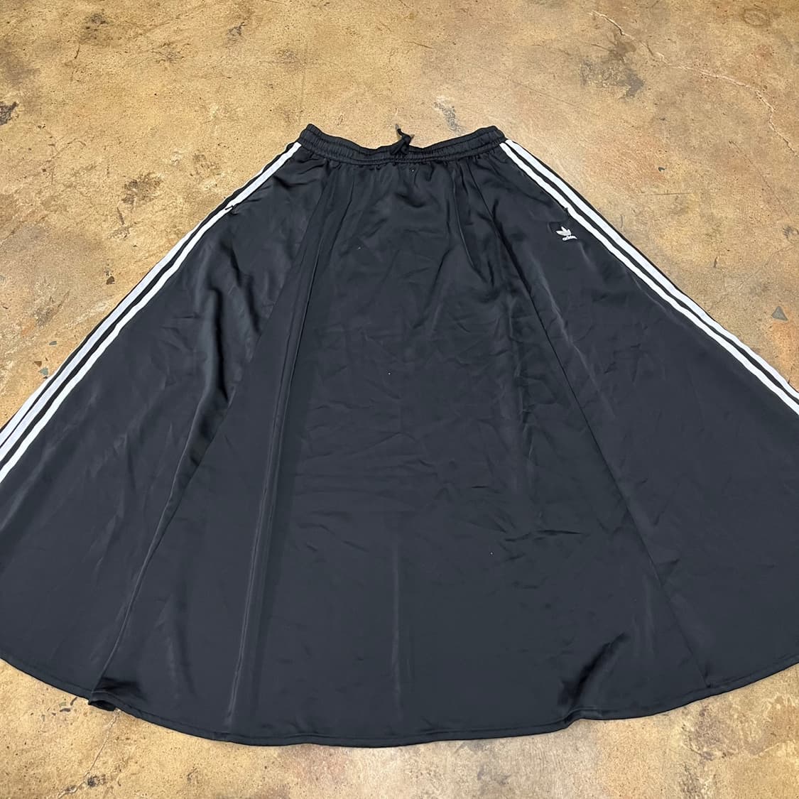 [정품/XL] 아디다스 삼선 트레이닝 스커트 블랙  상품이미지2