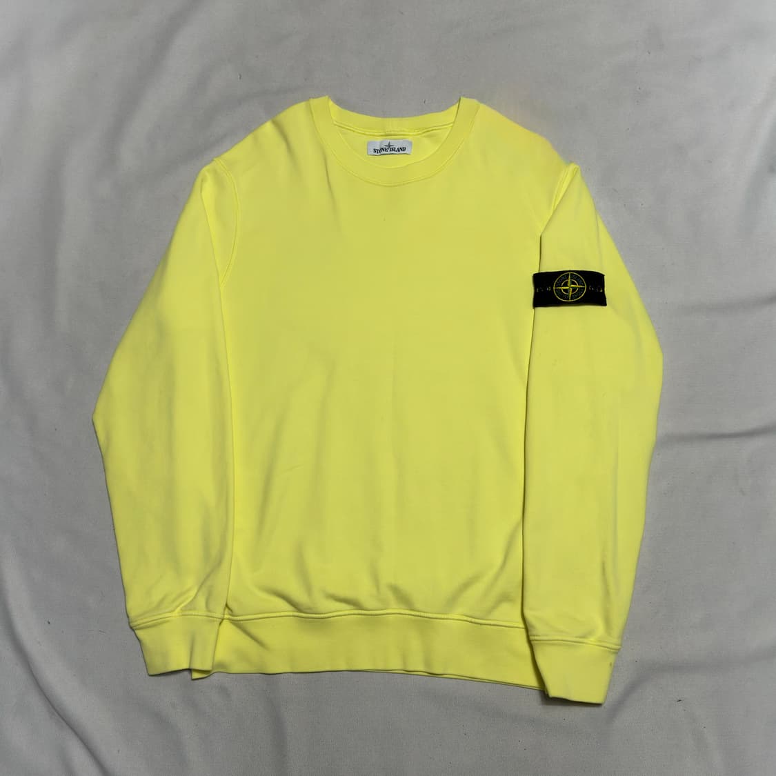 105 스톤아일랜드 옐로우 맨투맨 상품이미지2