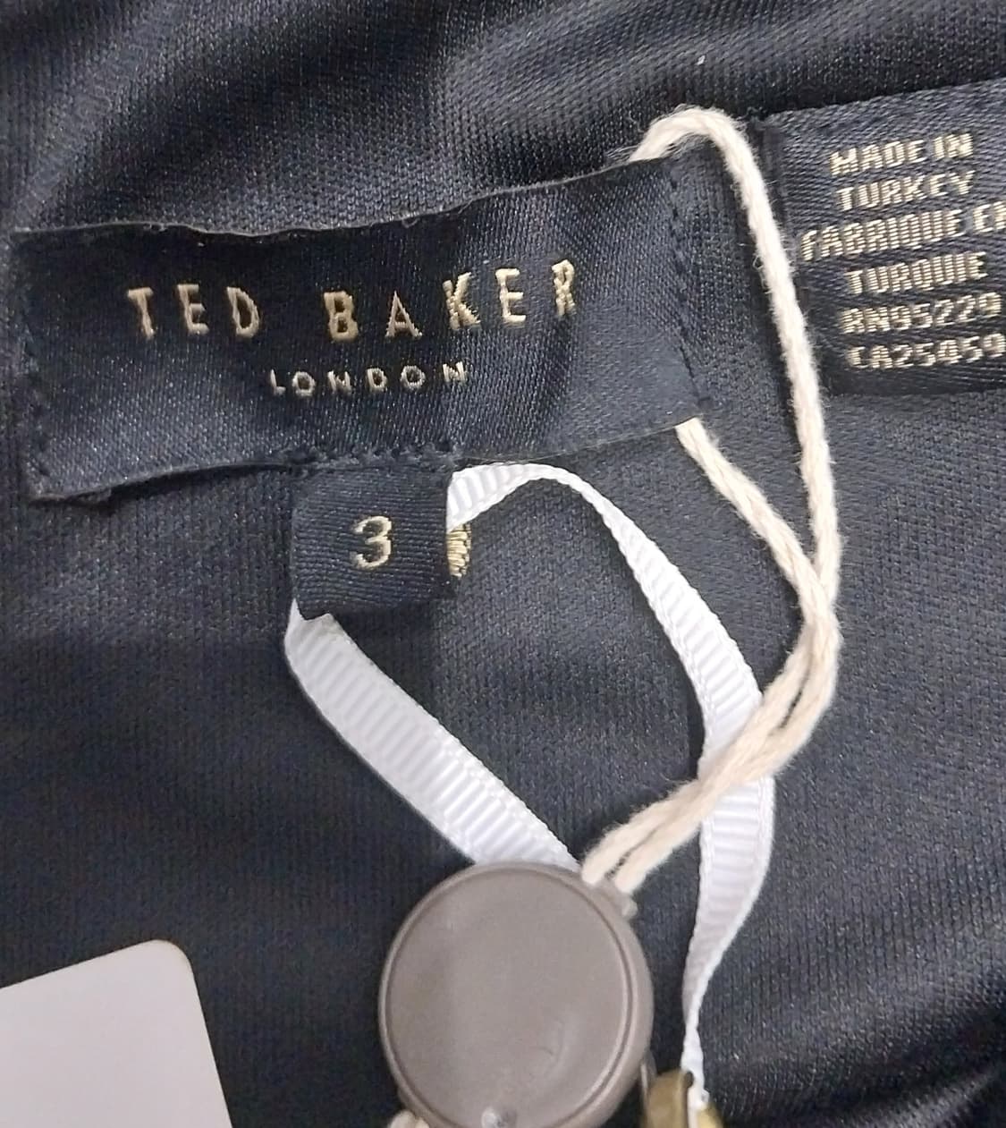 (새상품) TED BAKER 퍼프 블랙 블라우스 3사이즈 (44반-55) 상품이미지3