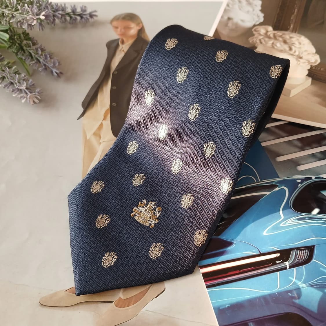 아쿠아스큐텀 실크 크레스트 자수 넥타이 9.6cm A+등급 A19415
 상품이미지3