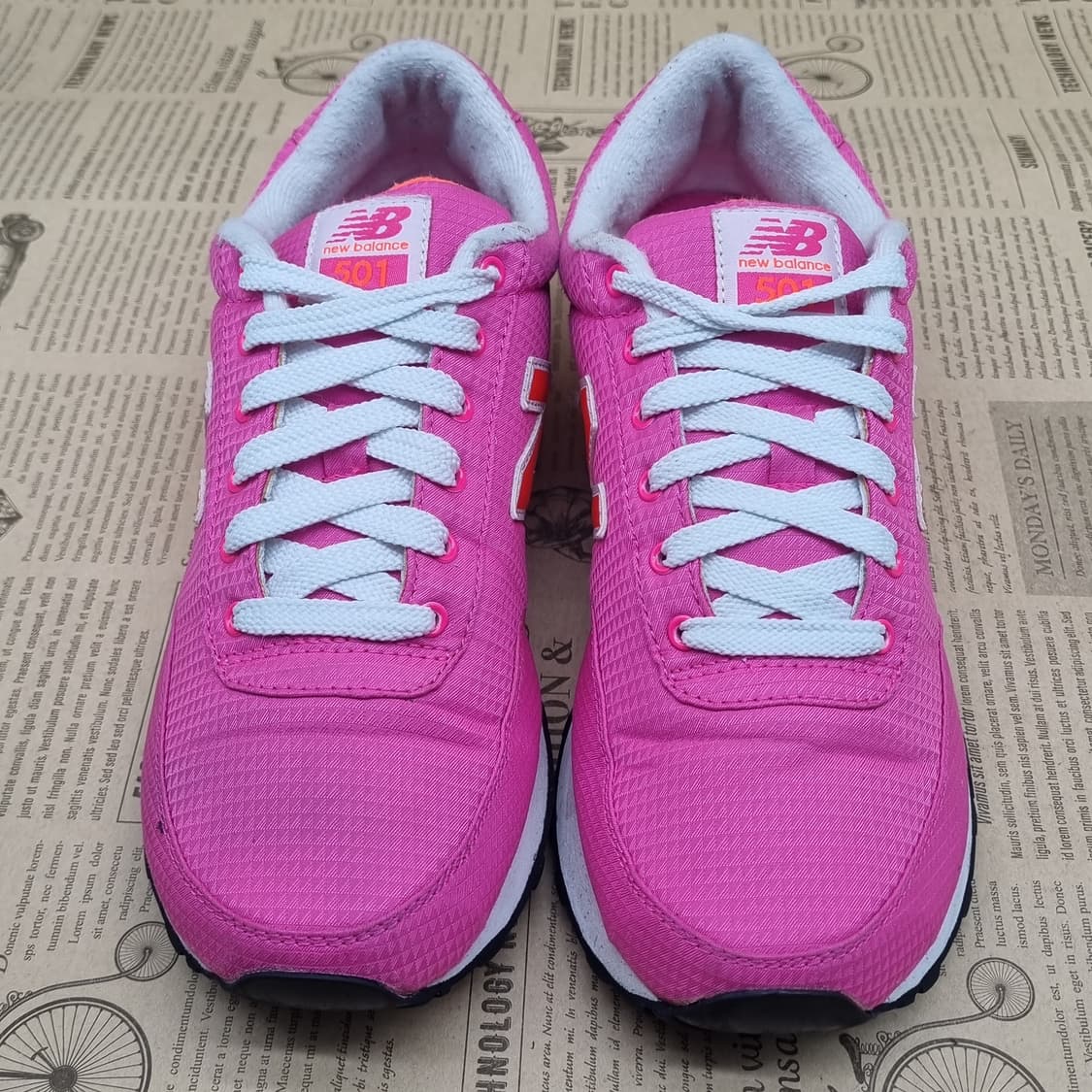 뉴발란스 501 여성운동화245 상품이미지2