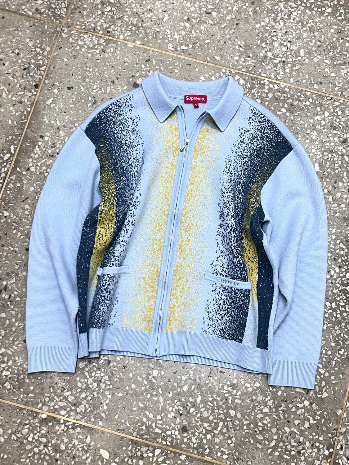 Supreme Gradient Stripe Zip Up Cardigan  상품이미지1