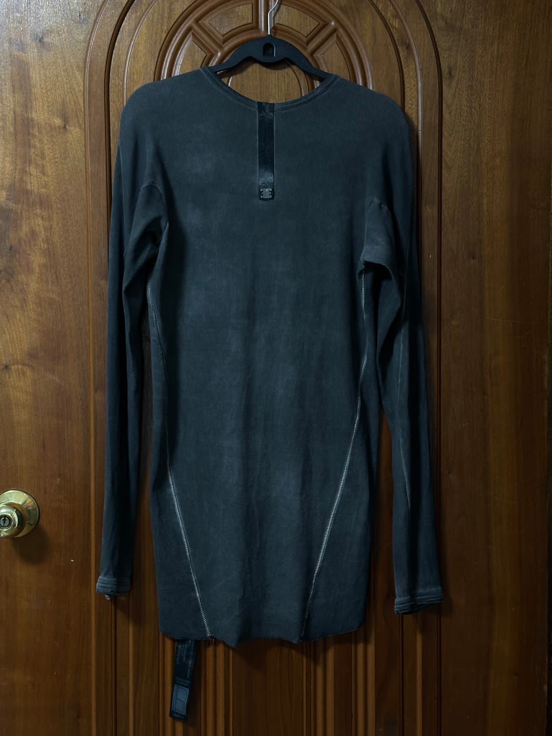 아이작 세럼 23/24fw 데드엔드 스티치 다잉 롱슬리브 상품이미지2