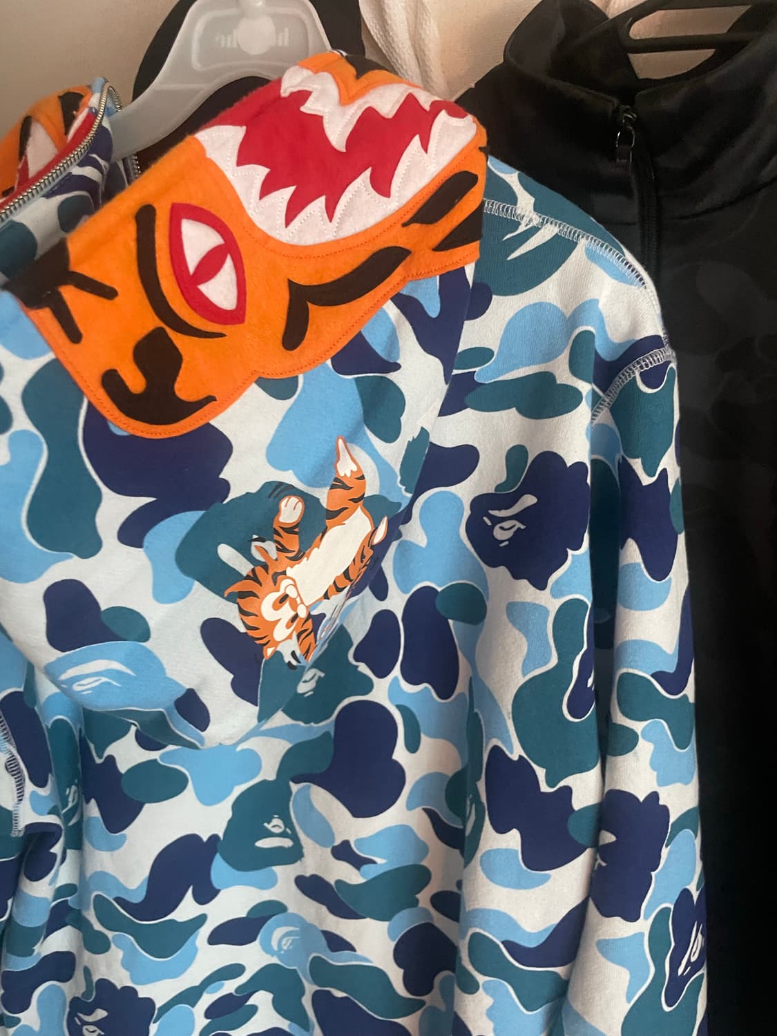 (급처😢) 베이프 abc 카모 타이거 후드집업 상품이미지3