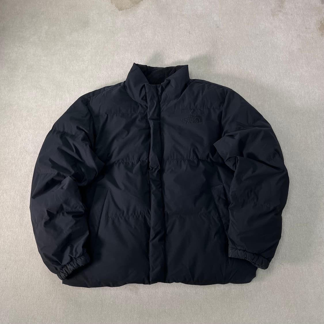 95 노스페이스 화이트라벨 리버턴 온 볼 올블랙 푸퍼 패딩 상품이미지1