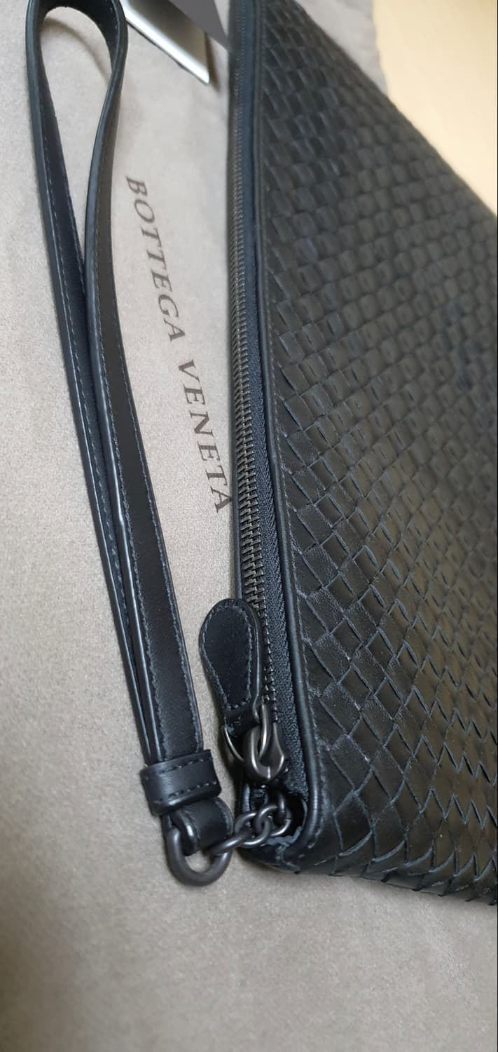 (미사용)보테가베네타 클러치/클러치백 라지 새상품급 정품(감정O) 상품이미지4