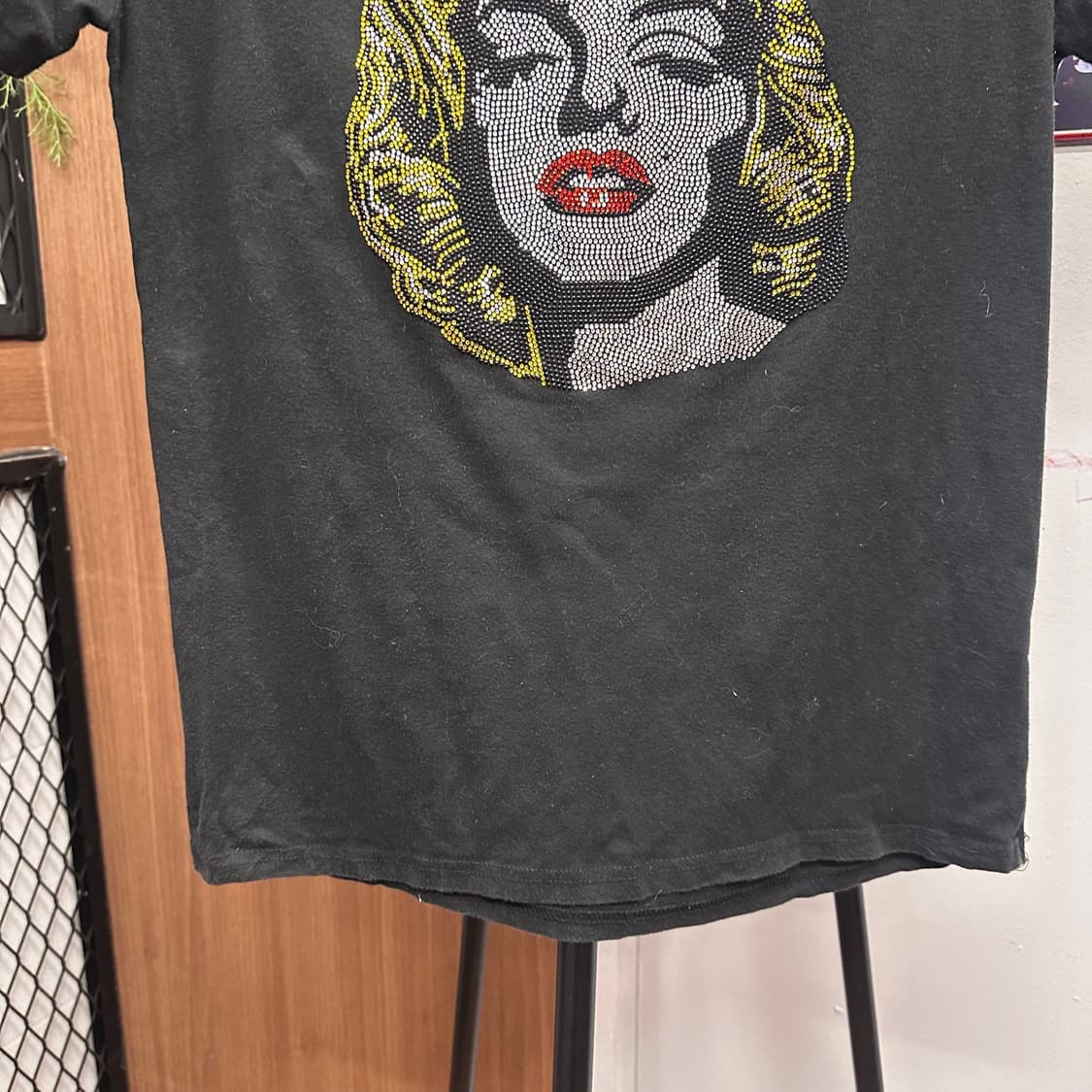 Marilyn Monroe Crystal Detail Black T-Sh 상품이미지4