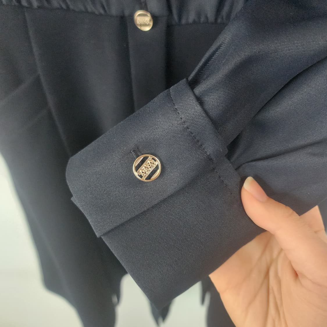 로엠 블랙 긴팔 미니 원피스 상품이미지4