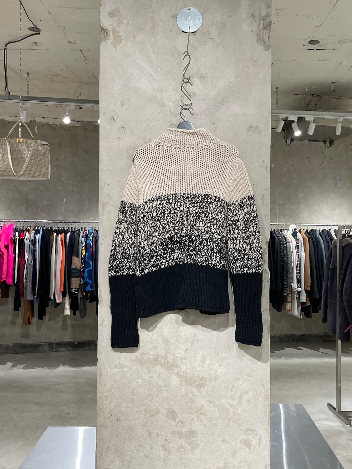 돌체 앤 가바나 모크넥 배색 스웨터 상품이미지6