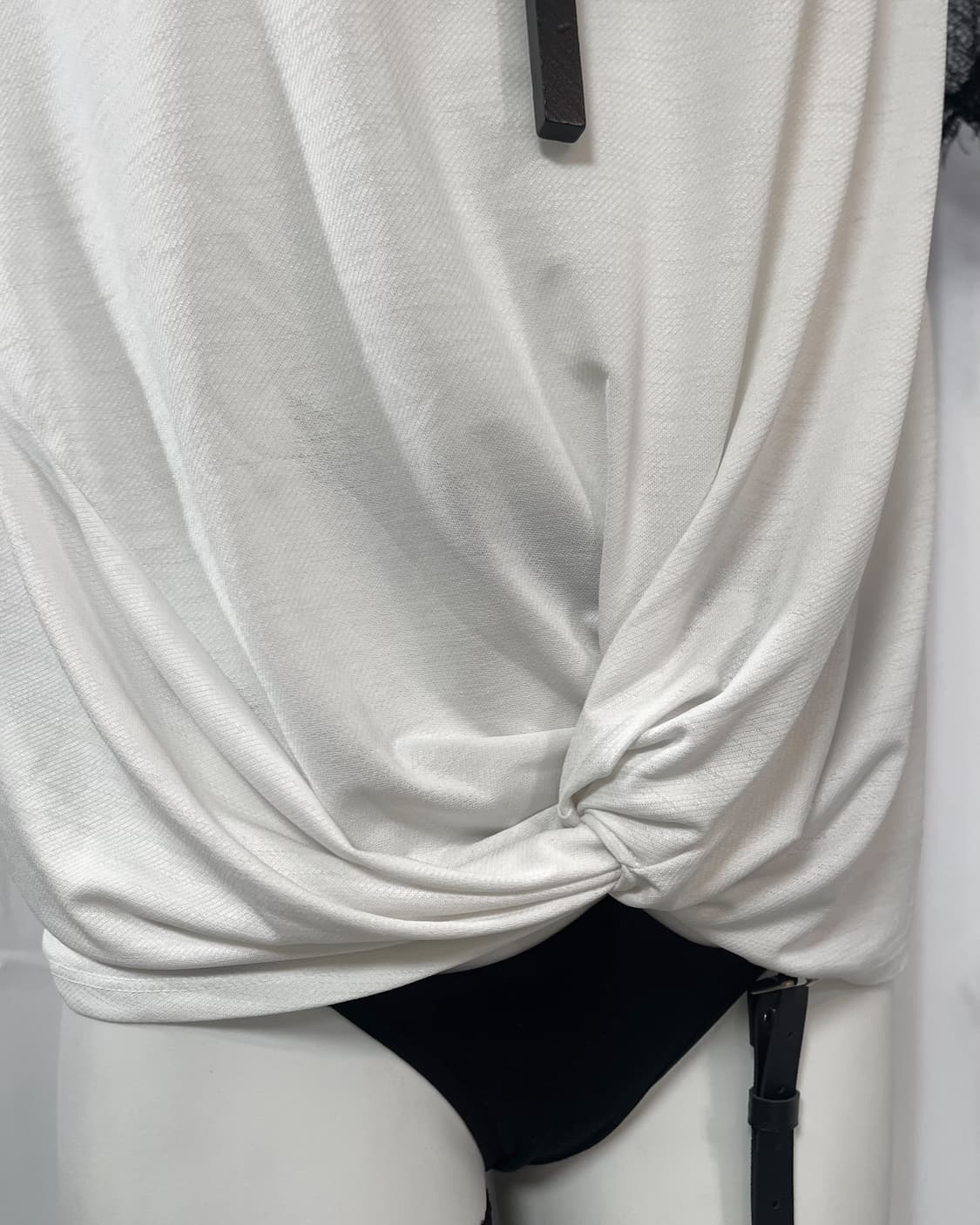 white detail t-shirt 상품이미지2