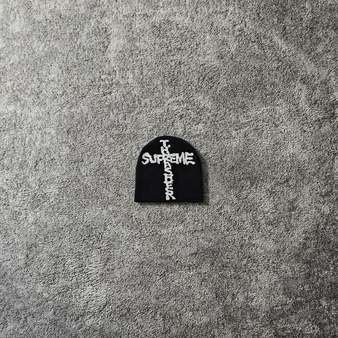 [무료배송] Supreme FW24 비니 상품이미지1