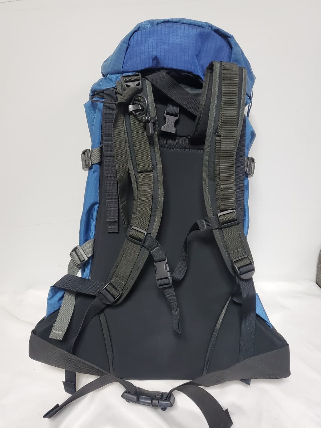 아크테릭스 배낭 정품 35L 상품이미지2