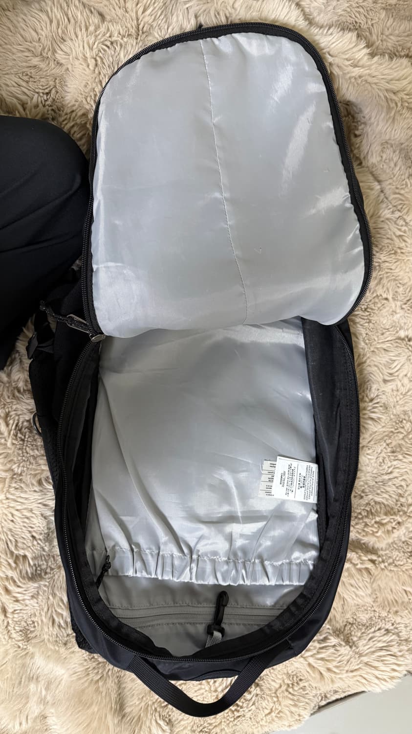 아크테릭스 맨티스 26L 블랙 (사용감 있음) 상품이미지3