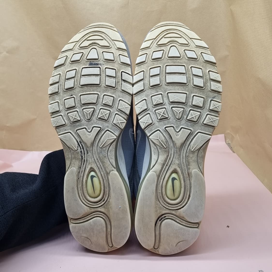 나이키 에어맥스 97 그레이 운동화 300 상품이미지3