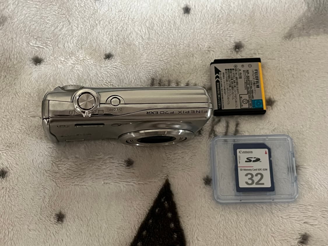 파인픽스 F70 EXR 실버 상품이미지2