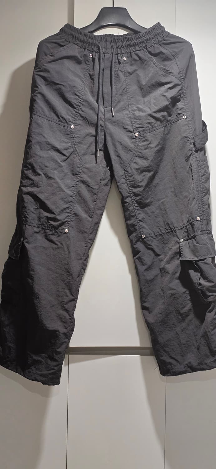 영재 유어너스 디아즈 리벳 카고 팬츠 차콜 상품이미지2