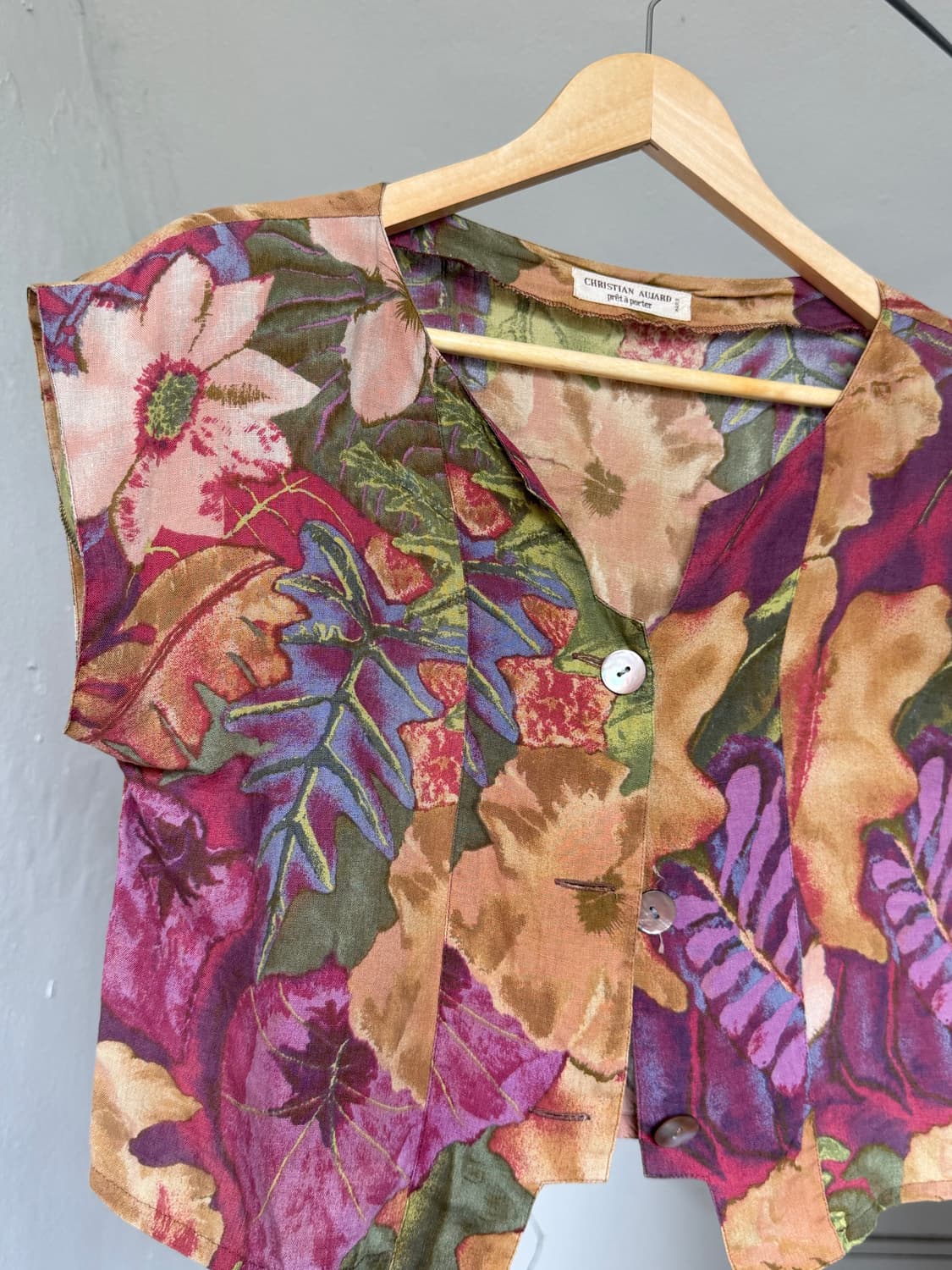 MADE IN PARIS 플라워 리넨 크롭 블라우스 상품이미지3