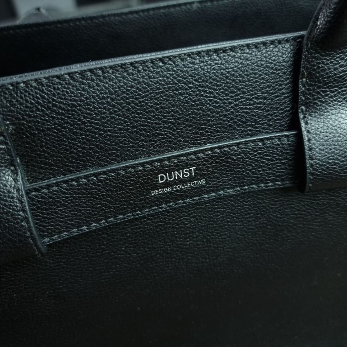 [던스트] 버클 레더 토트백 라지 블랙 M20113 상품이미지6