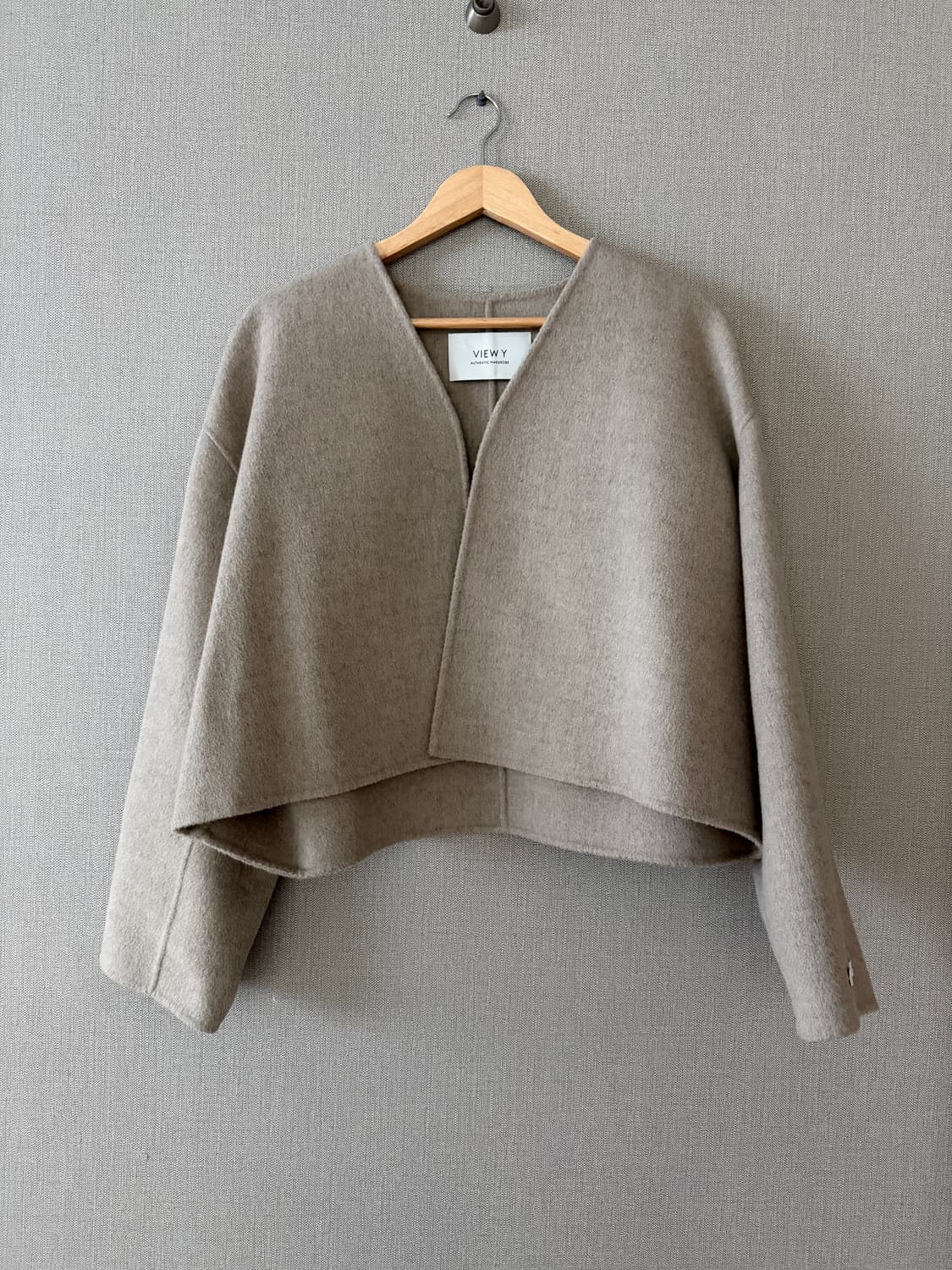 VIEWY 뷰와이 핸드메이드 코트 상품이미지1