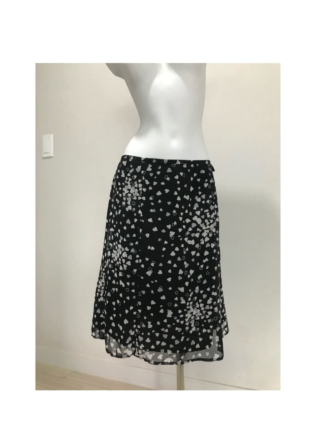 블랙 하트 스커트 상품이미지1