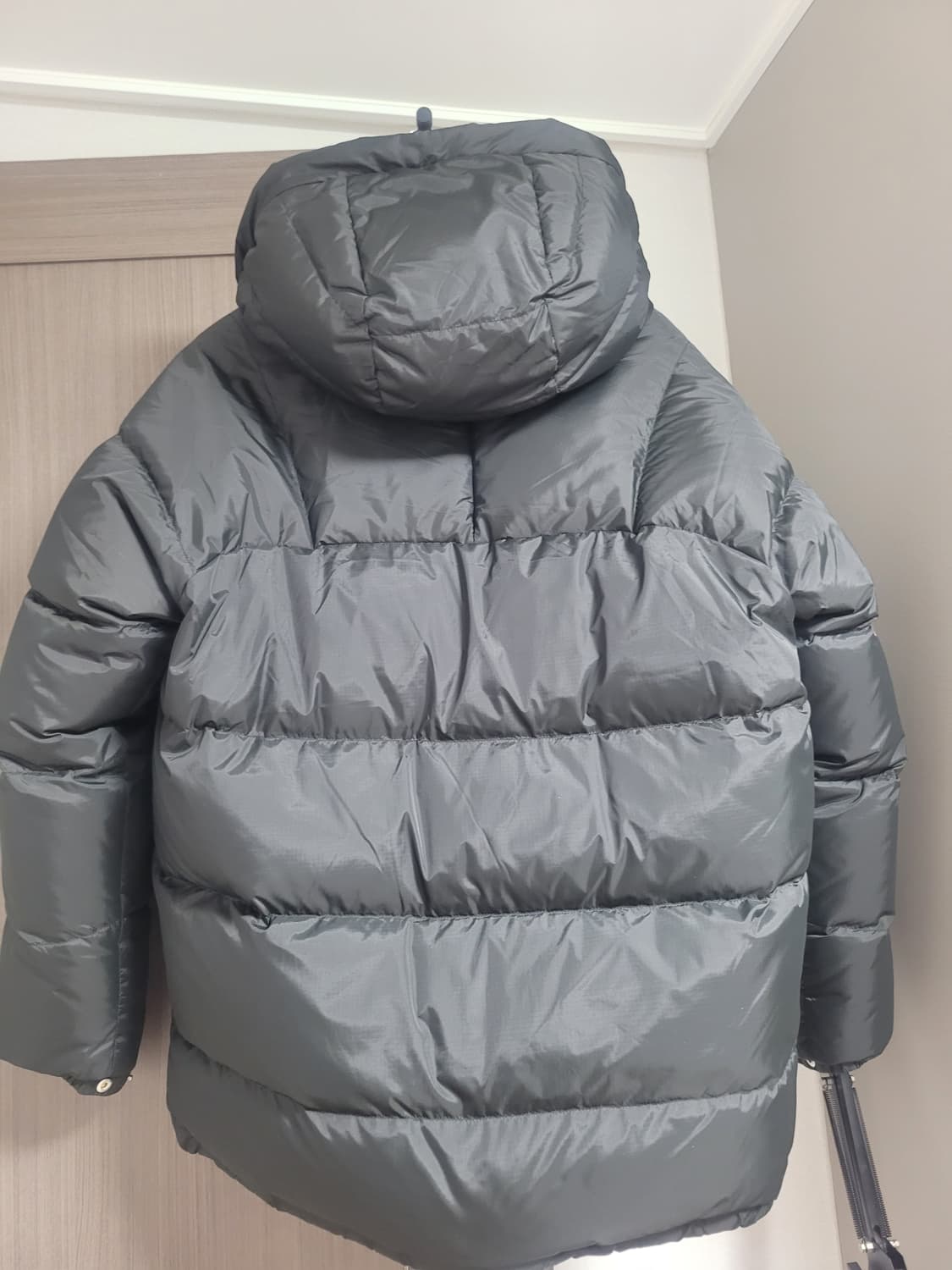 비헤비어 시에라 덕다운 블랙/올리브 2사이즈 상품이미지2