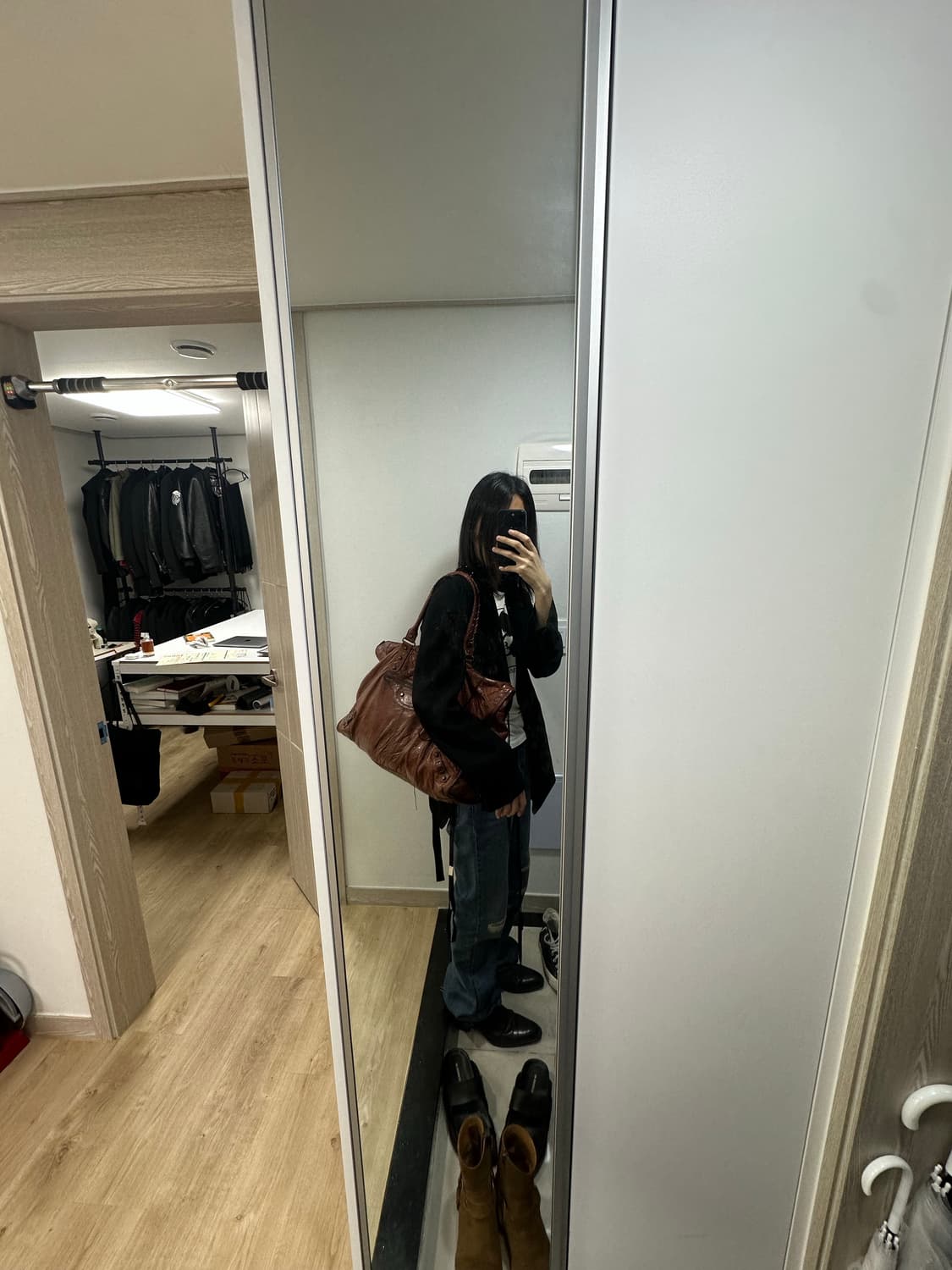 발렌시아가 모터백 위켄더 사이즈  빅백 상품이미지9