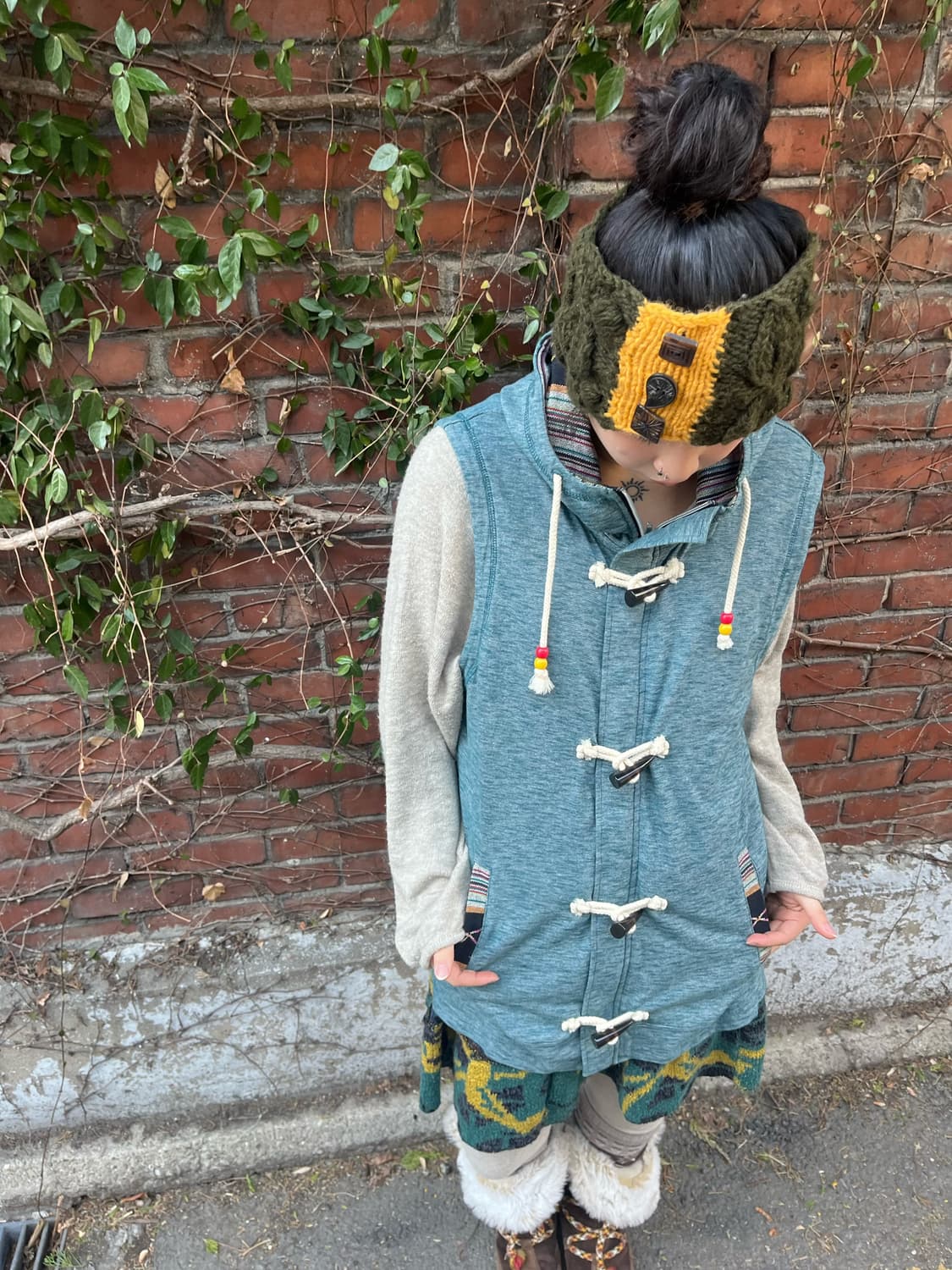 히피 패턴 포인트 후드 더플 베스트 상품이미지1