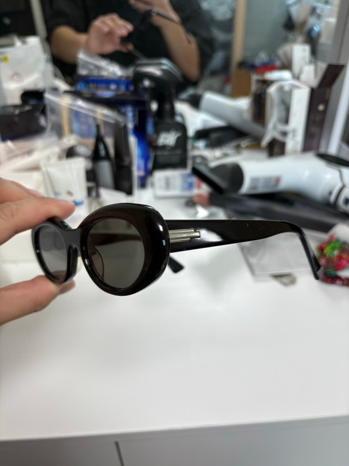 Gentle Monster 젠틀몬스터 LE 블랙 상품이미지2