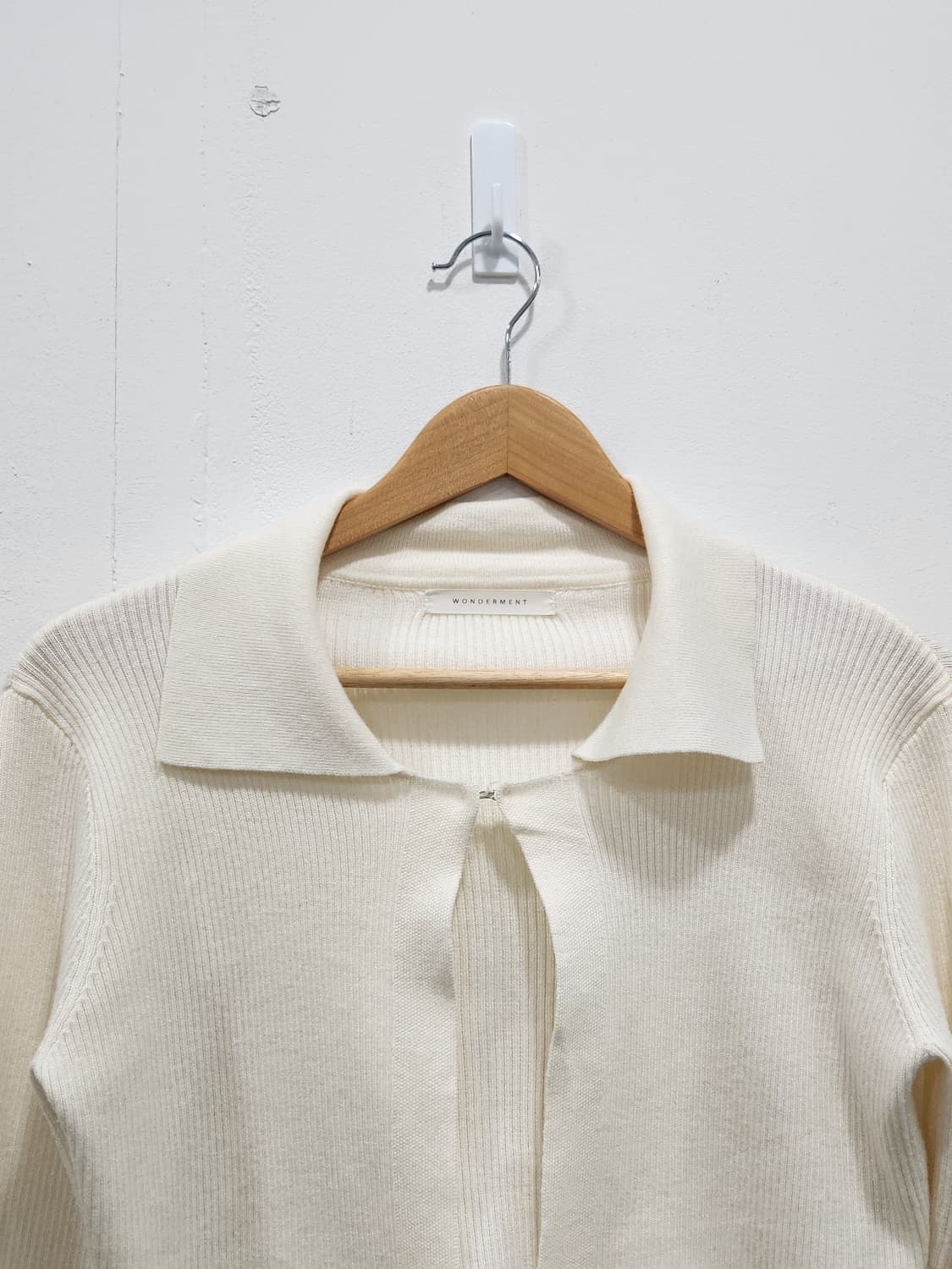 [F] 원더먼트 아이보리 카라넥 니트 가디건 상품이미지3