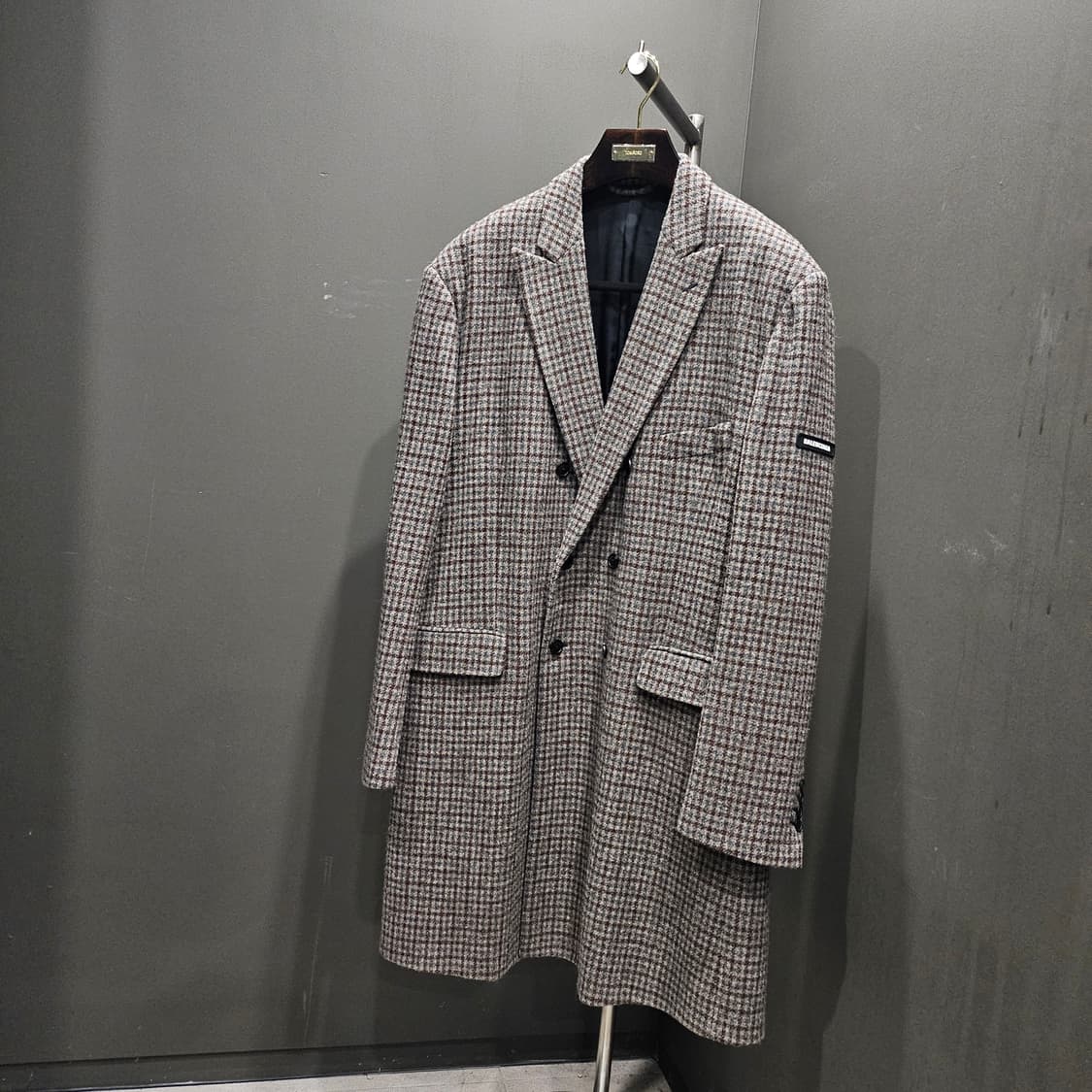 발렌시아가 하운드투스 테일러드 패치로고 코트 상품이미지1