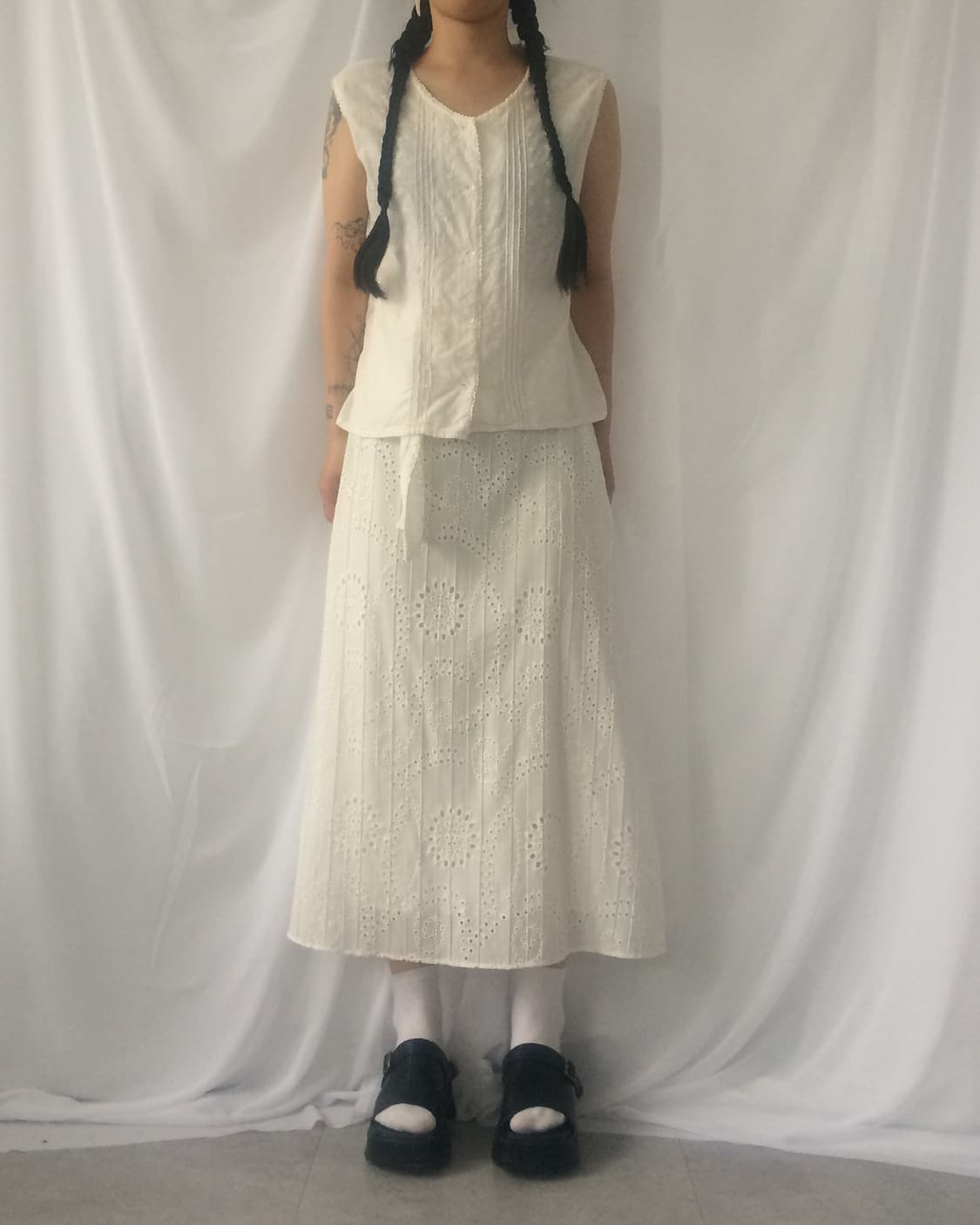 Punching pattern sleeveless 상품이미지5