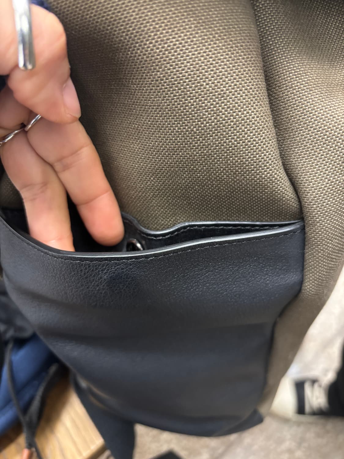 일렉산더 맥퀸 백팩  상품이미지10