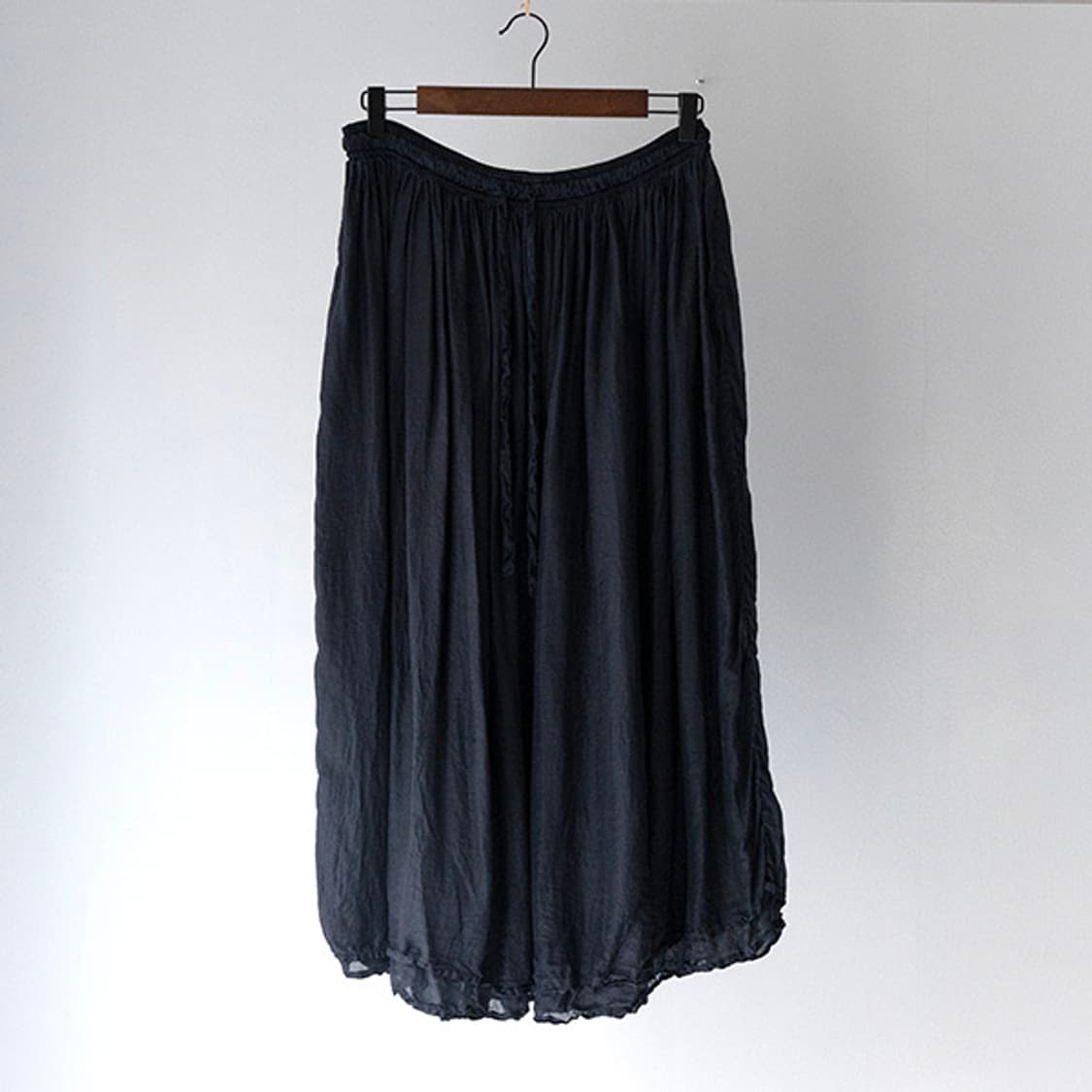 chez vidalenc - gather skirt silk 상품이미지1