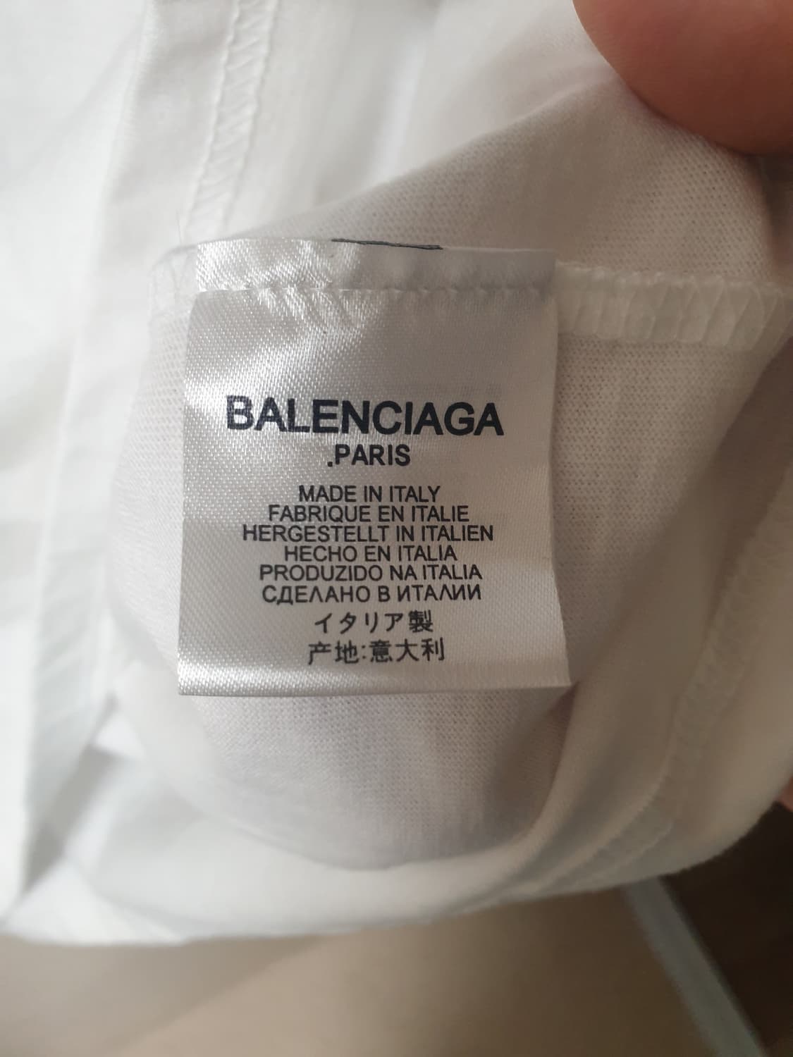 [여성] 발렌시아가 하트 로고 반팔티 L 상품이미지4