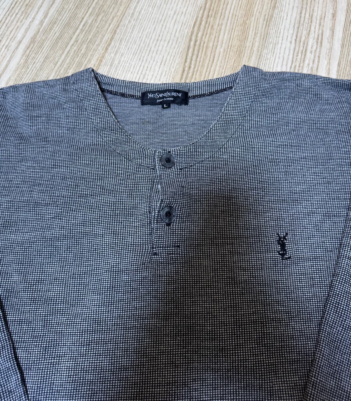 YSL 입생로랑 빈티지 버튼 긴팔티 상품이미지2