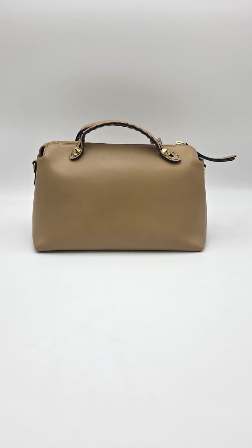 펜디 바이더웨이 미디엄 보스턴백 상품이미지3