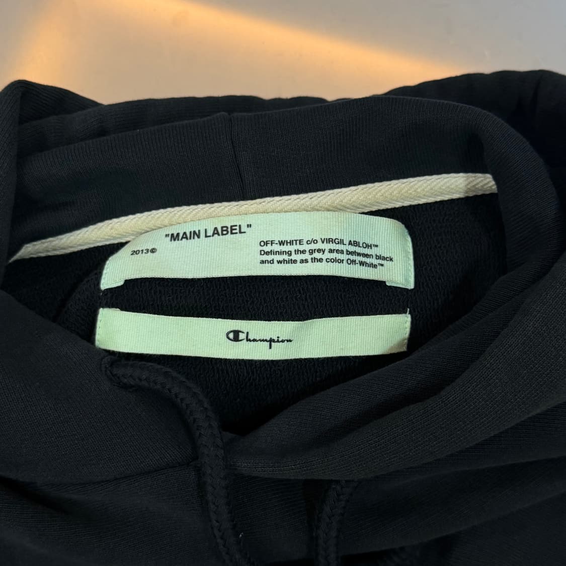 [리오브] 오프화이트 X 챔피온 디아그 애로우 후드 상품이미지4