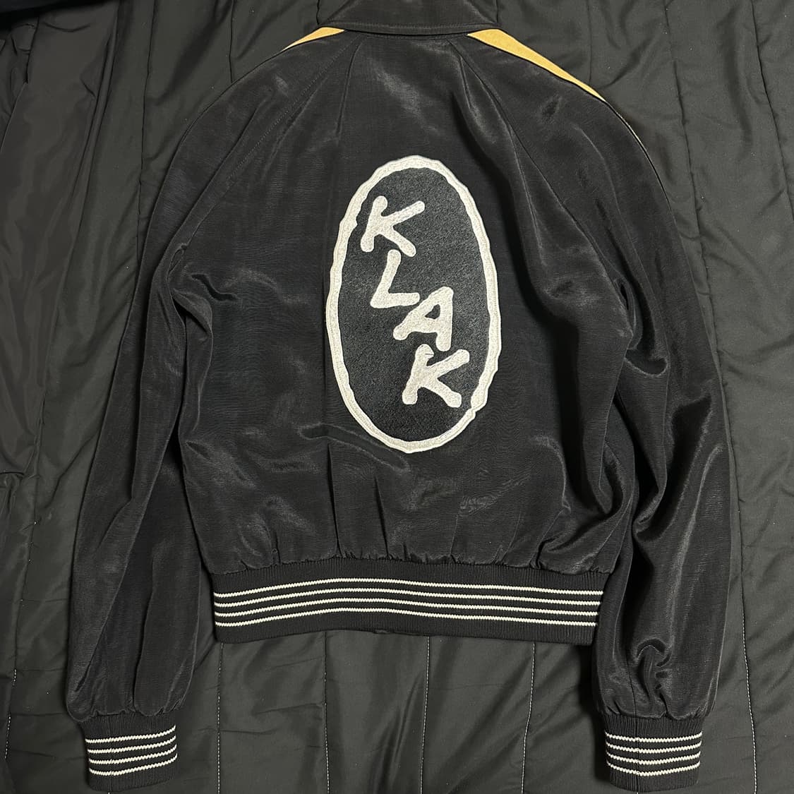 셀린느 19ss klak 테디자켓 상품이미지2